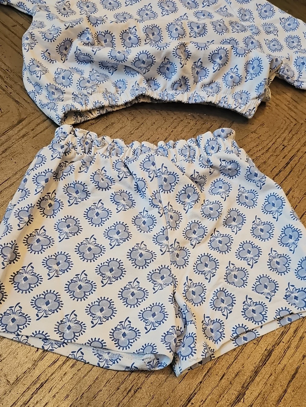Floral Top With Matching Shorts Size 6 Jessica Simpson